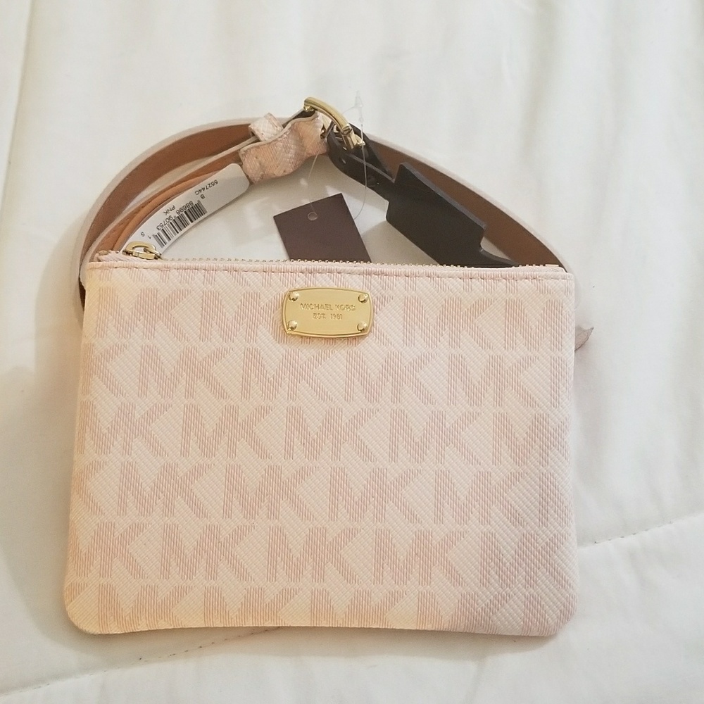 LAST 1 Fanny Pack Belt Bag - Picture 6 of 8